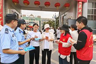 即将伤愈复出？阿利森社媒晒门将手套，红军下周战曼联